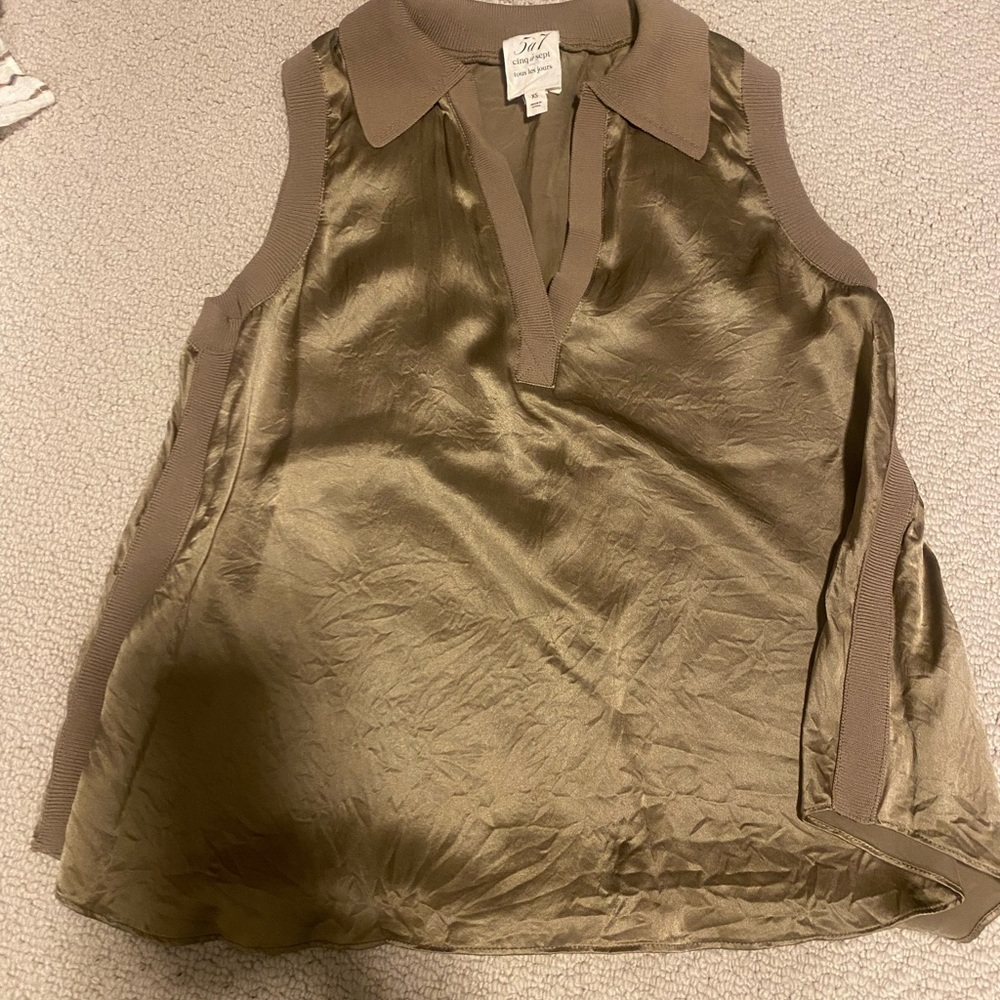 It’s top! Only worn once.